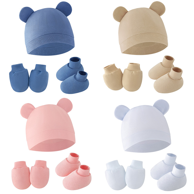 Infant Beanie Hat With Ears - Czapka, rękawiczki i skarpetki dla niemowląt