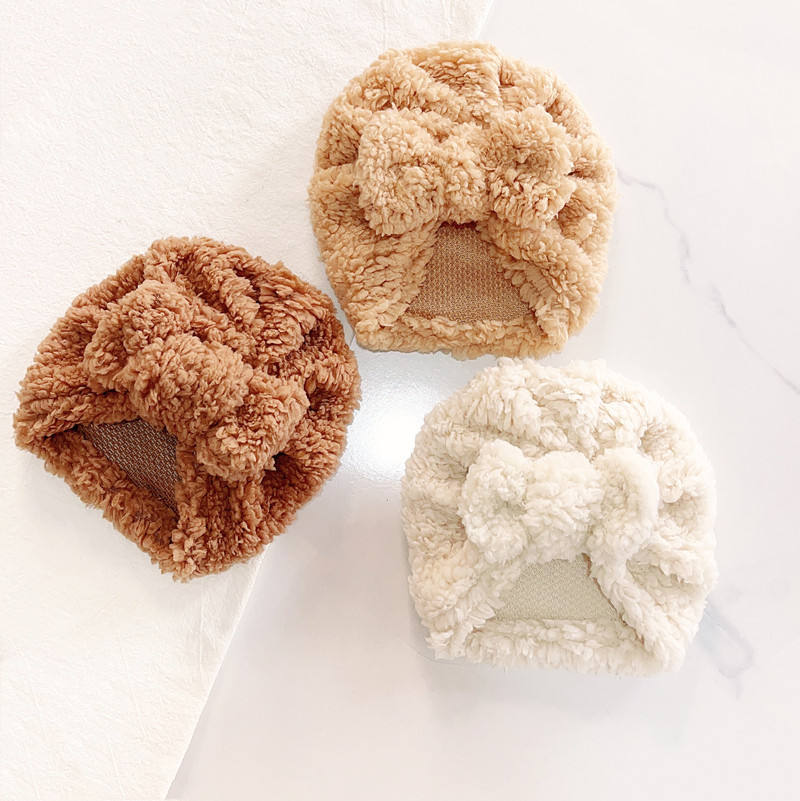 Uroczy turban dla noworodka z  – Infant Beanie Hat With Ears recenzja i cena