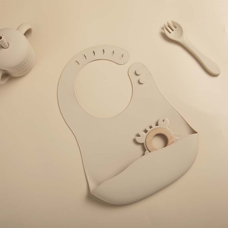 Silikonowe śliniaczki dla dzie – Waterproof Baby Bibs Silicone recenzja i cena