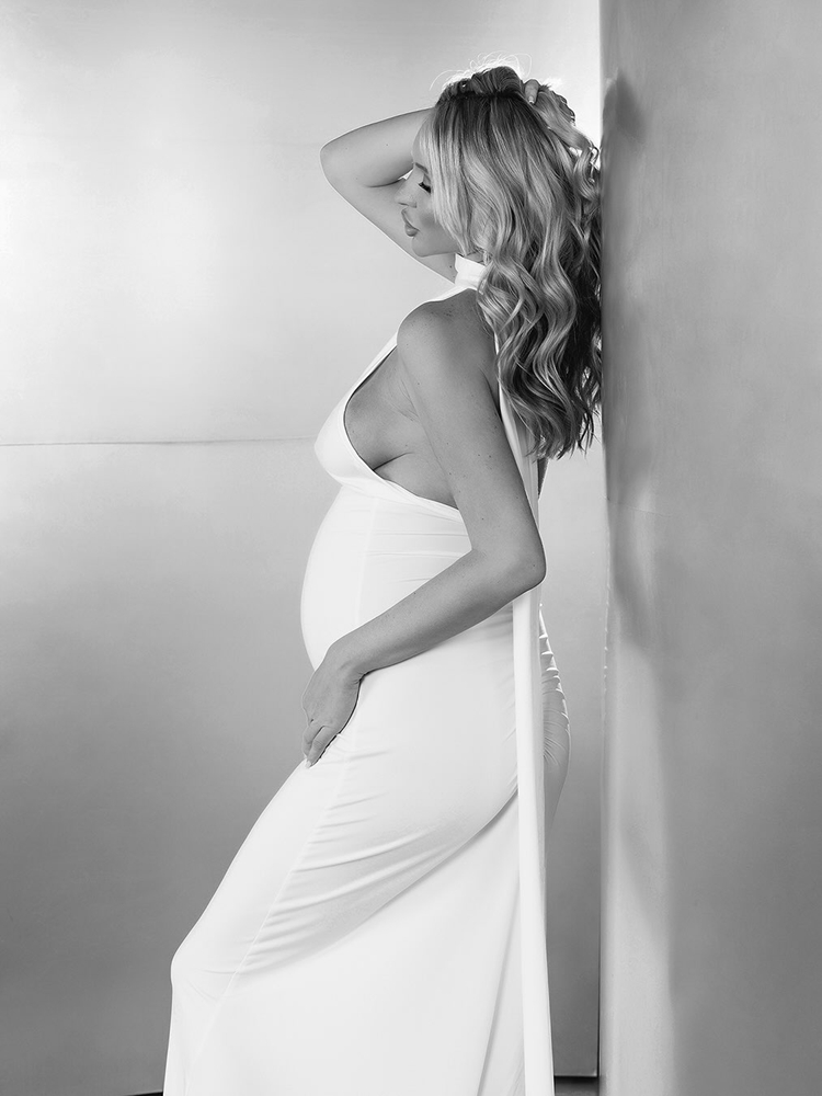 Sukienka ciążowa typu bodycon  – Maternity Wear recenzja i cena